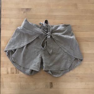 Patagonia tie front shorts